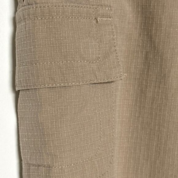 The North Face Women’s Cropped Pants Trail Hiking Lightweight Size 8 Tan - Picture 6 of 14